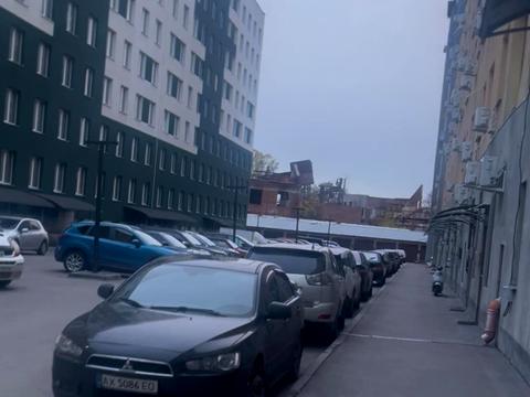 квартира за адресою Харків, Героїв Харкова просп. (Московський), 118