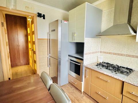 квартира за адресою Космонавтів вул., 7