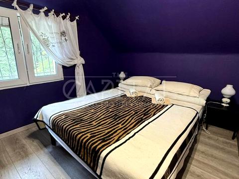 будинок за адресою Героїв України вул. (Гагаріна)