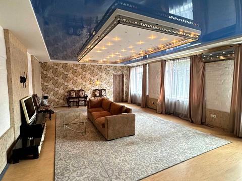 комерційна за адресою Польова вул., 57