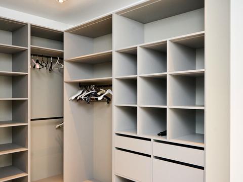 будинок за адресою Абрикосова вул.