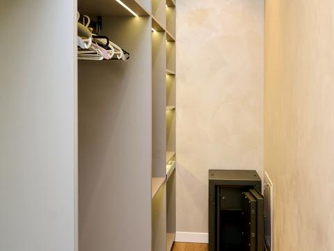 будинок за адресою Абрикосова вул.