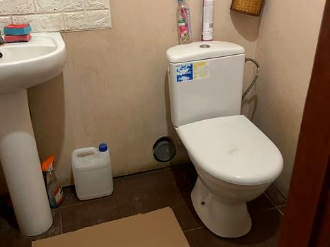 комерційна за адресою Богдана Хмельницького вул., 102