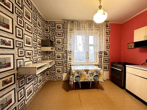 квартира за адресою Ревуцького вул., 11-Г