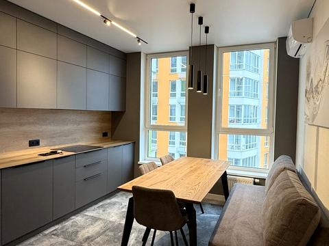 квартира за адресою Олеся Бердника вул., 1-В