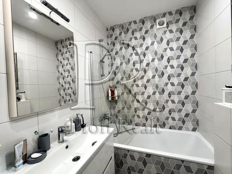 квартира за адресою Салютна вул., 2к17