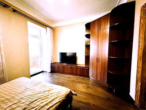 квартира за адресою Глісада Джуса пров. (Трінклера), 5