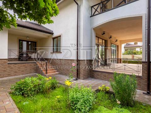 будинок за адресою с. Іванковичі, Авіаторів