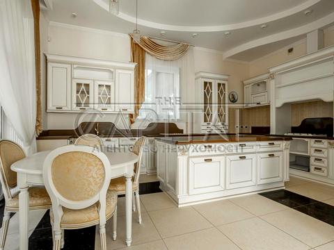 будинок за адресою с. Іванковичі, Авіаторів