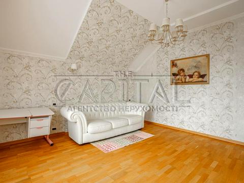 будинок за адресою с. Іванковичі, Авіаторів