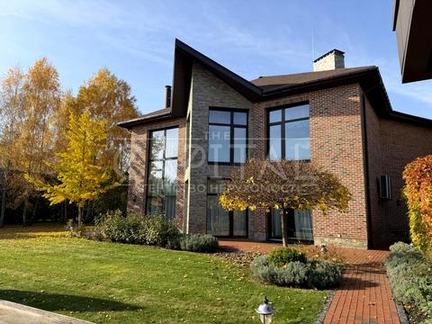 будинок за адресою с. Іванковичі, Авіаторів