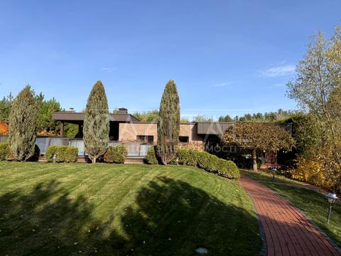 будинок за адресою с. Іванковичі, Авіаторів