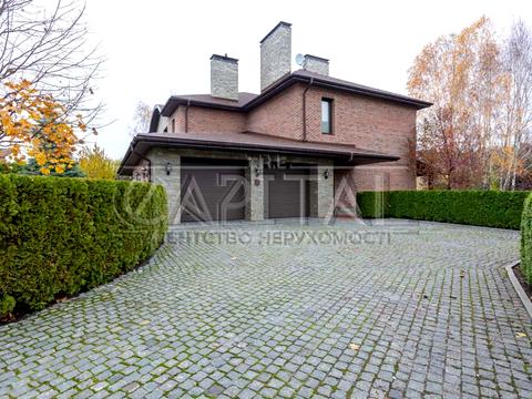 будинок за адресою с. Іванковичі, Авіаторів