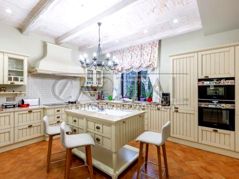 будинок за адресою с. Іванковичі, Авіаторів