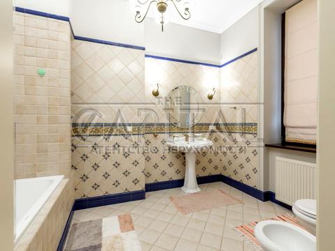 будинок за адресою с. Іванковичі, Авіаторів