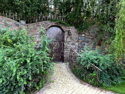 будинок за адресою Київська вул.