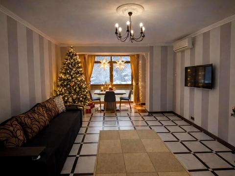 квартира за адресою Лаврська вул. (Січневого Повстання), 4-В