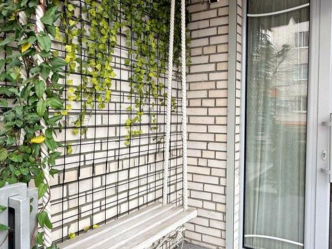 комерційна за адресою Зарічанська вул., 26/1