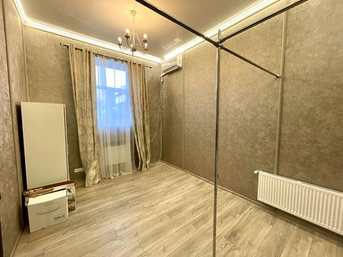 комерційна за адресою Миколи Оводова вул. (Козицького), 15