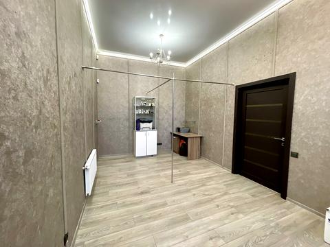 комерційна за адресою Миколи Оводова вул. (Козицького), 15