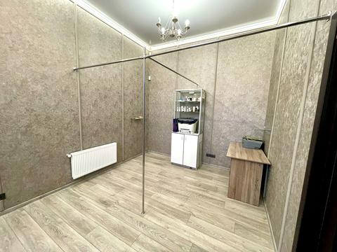 комерційна за адресою Миколи Оводова вул. (Козицького), 15