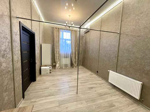 комерційна за адресою Миколи Оводова вул. (Козицького), 15