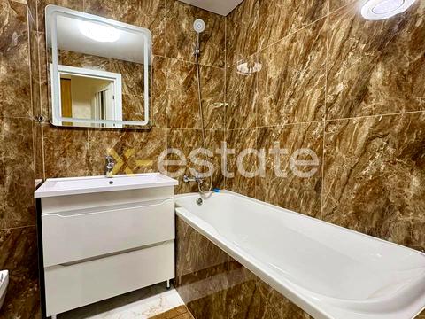 квартира за адресою Валентинівська вул. (Блюхера), 21б