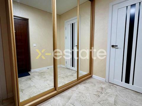 квартира за адресою Валентинівська вул. (Блюхера), 21б