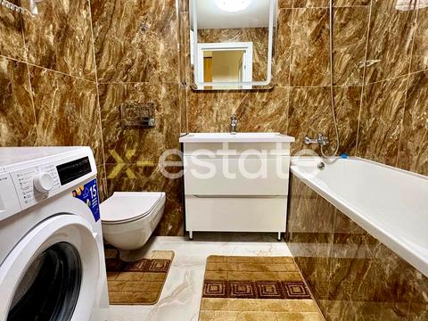 квартира за адресою Валентинівська вул. (Блюхера), 21б