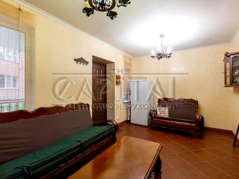 будинок за адресою Дружби вул., 1