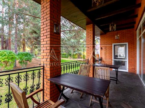 будинок за адресою Дружби вул., 1