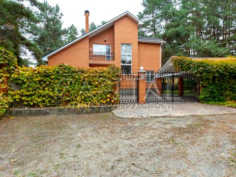 будинок за адресою Дружби вул., 1