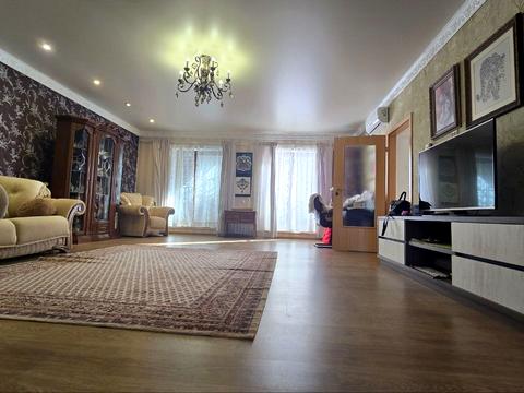 будинок за адресою Каштанова вул., 27