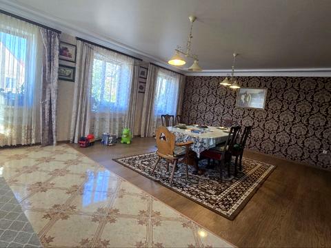 будинок за адресою Каштанова вул., 27