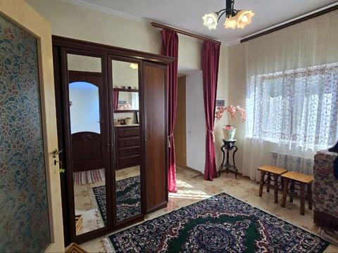 будинок за адресою Каштанова вул., 27