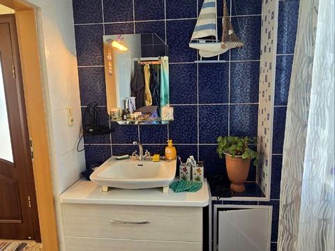 будинок за адресою Каштанова вул., 27