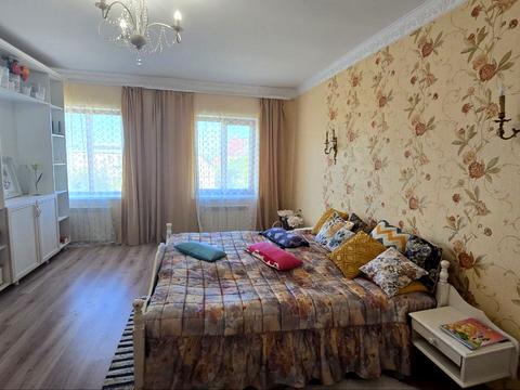 будинок за адресою Каштанова вул., 27