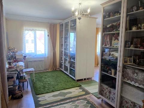 будинок за адресою Каштанова вул., 27