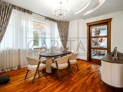 будинок за адресою Печерська вул.