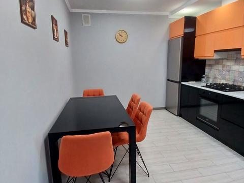 квартира за адресою Андрія Мельника вул., (Будинок 7)