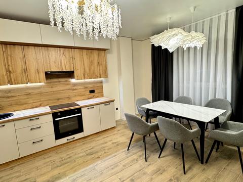 квартира за адресою Героїв Майдану вул. (Червоноармійська), 270