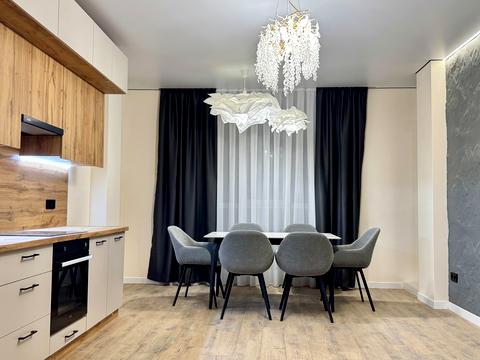 квартира за адресою Героїв Майдану вул. (Червоноармійська), 270