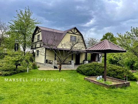 будинок за адресою В лісі, 1