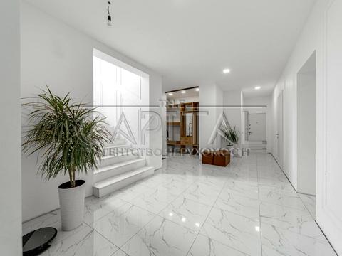 будинок за адресою с. Гатне, Яблунева вул., 17