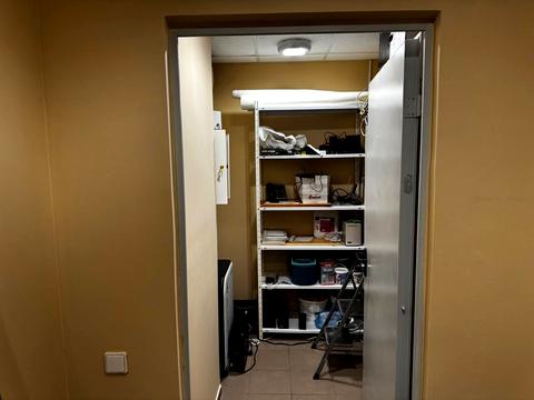 комерційна за адресою Михайла Максимовича вул. (Онуфрія Трутенка), 3-Г