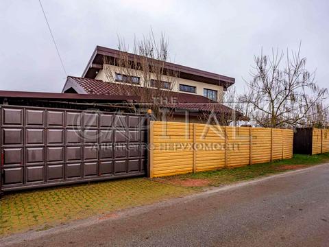 будинок за адресою Прилісна