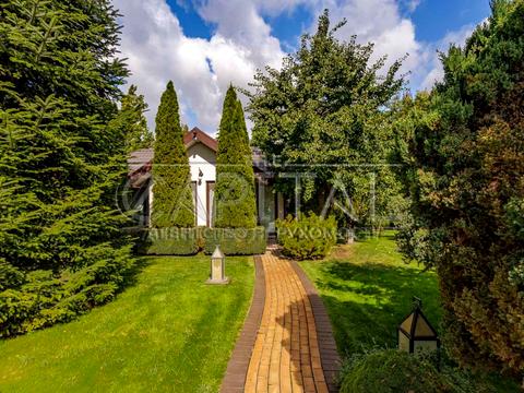 будинок за адресою с. Іванковичі, Авіаторів, 21