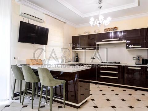 будинок за адресою с. Іванковичі, Авіаторів, 21