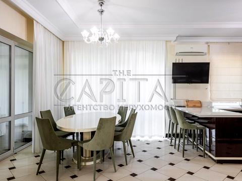 будинок за адресою с. Іванковичі, Авіаторів, 21