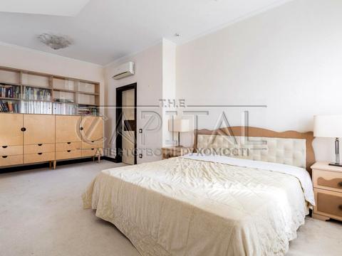 будинок за адресою с. Іванковичі, Авіаторів, 21